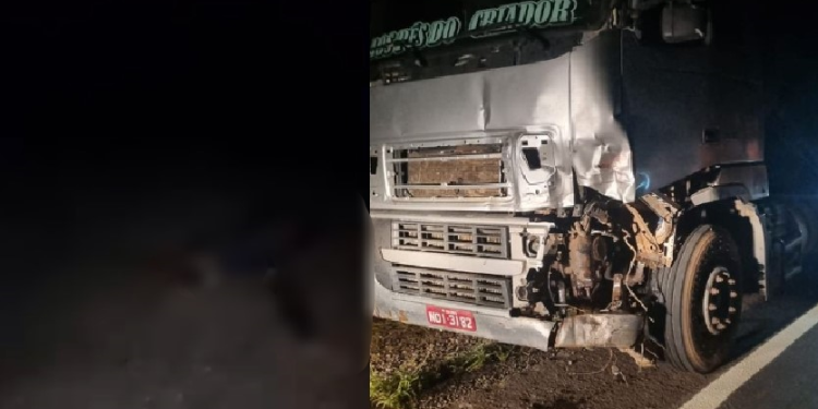 Vídeo: Em PF, motoqueiro m0rr3 ao ser atingido por carreta e condutor foge com medo da população
