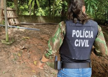 Pirata do rio rouba barco no Rio Negro,  joga proprietário na água e atira na polícia