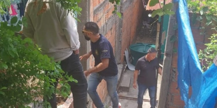 Ex usa PIX para mandar ameaças à jovem com quem namorou em Manaus