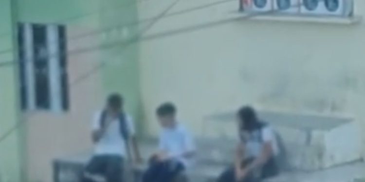 Fardados, alunos são gravados usando drogas no bairro Colônia Terra Nova; veja o vídeo