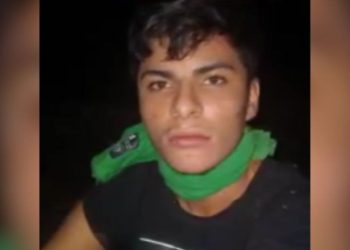 Grupo conhecido como 'Bonde dos 40' filma jovem perdendo a vida após ser julgado no 'tribunal do crime'