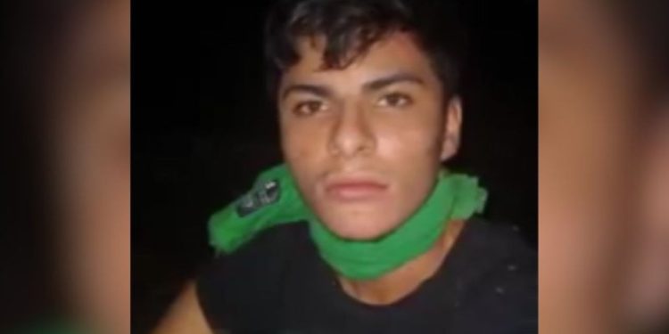 Grupo conhecido como 'Bonde dos 40' filma jovem perdendo a vida após ser julgado no 'tribunal do crime'