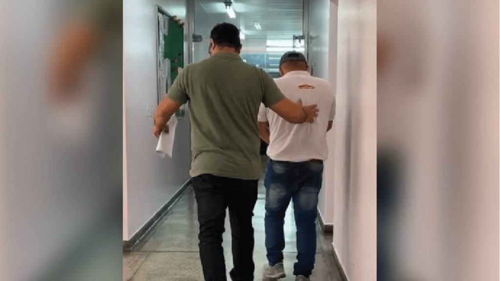 Polícia prende homem que passou a perseguir a ex após separação em Manaus