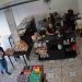 Vídeo: Bandido invade padaria com faca na mão, mas sai de mãos vazias após não achar dinheiro em Manaus