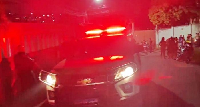 Vídeo: Novo Aleixo, p1stoleiros saem de carro e ex3cutam ‘Léo’ na madrugada
