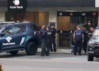 Influenciadores em Manaus que ensinavam seguidores a enganar a Receita Federal são alvos da PF