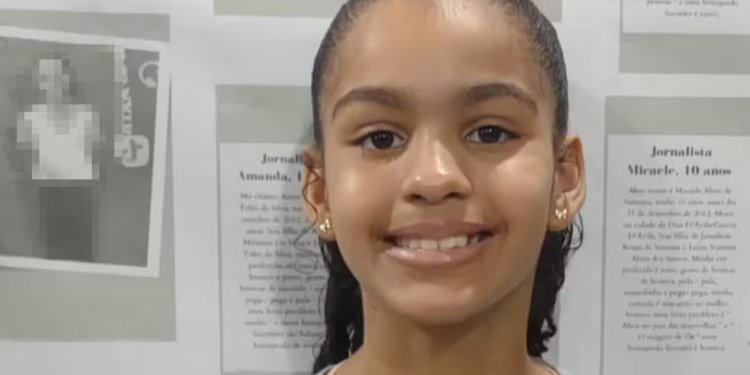 C0rp0 de estudante de 12 anos que caiu em bueiro durante a chuva é encontrado