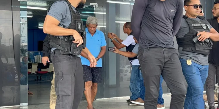 Bando é preso por t0rturar e s3qu3strar homem que devia R$ 7 mil para agiota em Manaus