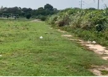 Com os olhos abertos, homem é encontrado m0rt0 todo arrumado em mato na Zona Leste