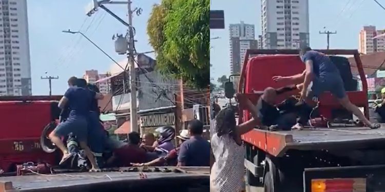 Agente de trânsito leva mata-leão de motoqueiro na rua; vídeo