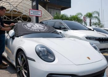 Bandidos ostentam carrões de luxo em Manaus comprados com dinheiro do crime