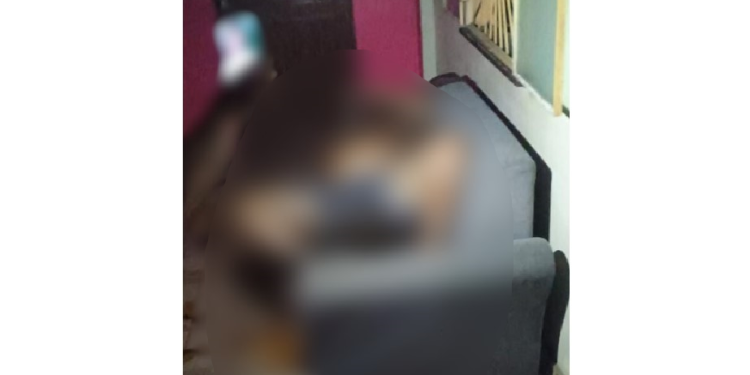 Moradores sentem odor e encontram homem m0rt0 no sofá de casa na Compensa 2