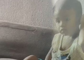 Menino de 2 anos que caiu do prédio e m0rreu em Manaus quebrou o pescoço; veja o vídeo