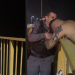 Vídeo: Em cena marcante, PM reza e impede rapaz de se j0gar da Ponte Rio Negro