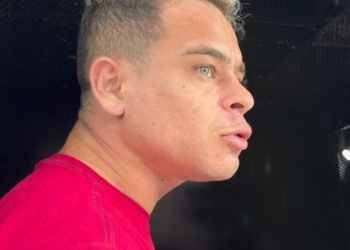 Para defender traficante do bairro, homem m@ta o outro no bar e vai preso em Manaus