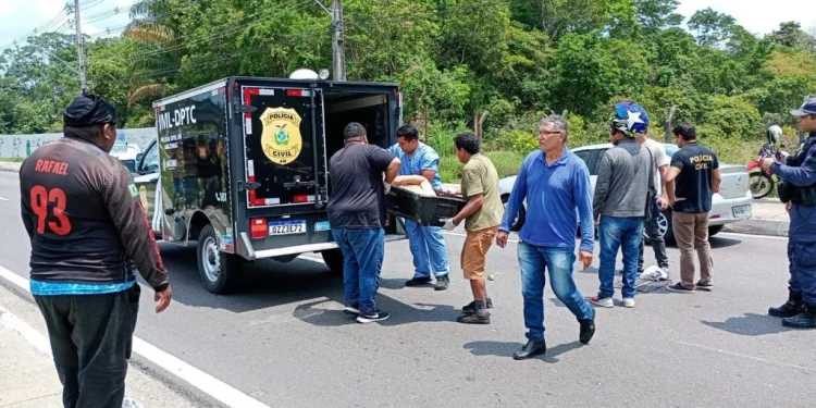 Motociclista por app m0rt0 em acidente é identificado e deixa esposa e filho em Manaus