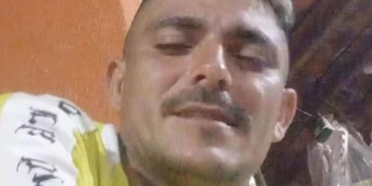 Fim dos tempos: Pai tira a vida do filho de 5 anos a fac@d4s após briga com ex