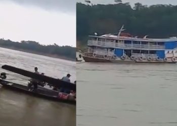 No meio do rio, barco encalha e passageiros são socorridos no Amazonas; veja o vídeo