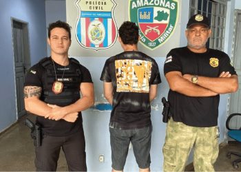 No interior do AM, alunas usavam código entre si para indicar que seriam ab*sadas por professor