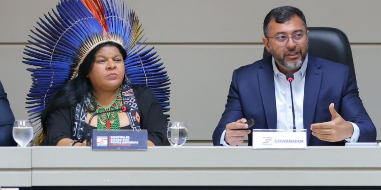 Wilson Lima reúne com ministra dos Povos Indígenas e apresenta balanço sobre enfrentamento à estiagem
