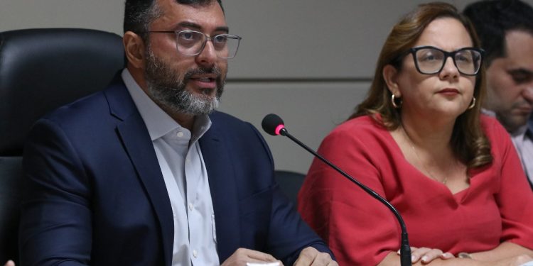 Fundeb anunciado por Wilson Lima contempla educadores, serviços gerais, vigilantes e comissionados