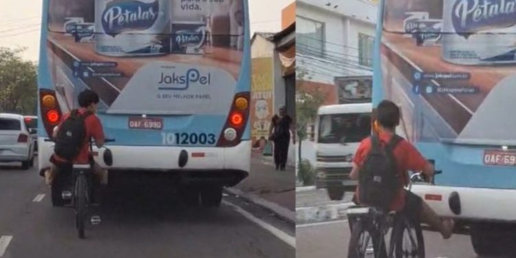 Vídeo: pendurado em ônibus, ciclista coloca a vida dele e de manauaras em risco