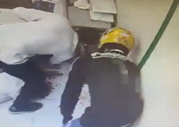 Vídeo: B@nd1d0$ fazem a l1mpa na Drogasil do bairro Japiim