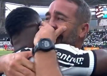 Botafogo conquista o Brasileirão e se iguala ao Santos de Pelé e ao Flamengo de Jesus