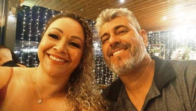 Após acionar a polícia por encontrar os pais m0rt0s, filho vai preso como principal suspeito
