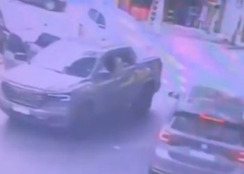 Vídeo: justiceiros são presos levando c0rpo de ladrão m0rto escondido em caçamba 