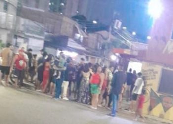 Imagem forte: pist0leiro arranca massa encefálica de homem em Manaus