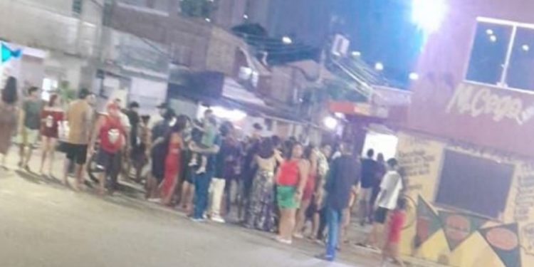 Imagem forte: pist0leiro arranca massa encefálica de homem em Manaus