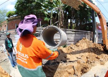 Prefeitura de Manaus recupera rede de drenagem profunda no bairro São Lázaro