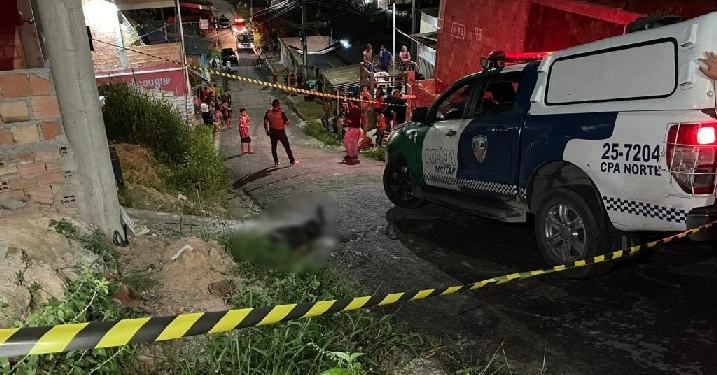 Discussão por moto acaba com homem m@t@ndo a f@cada$ o amigo na Zona Norte de Manaus