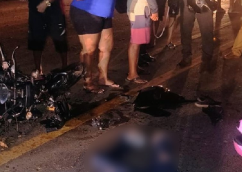 NA AM-070, indígena grávida m0rr3 em ac1d3nte com carro e moto; marido sobrevive