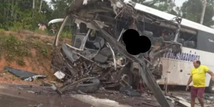 Mãe em estado muito grave não sabe que a filha morreu no acidente da AM 010 
