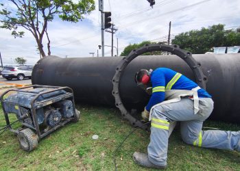 Obra é concluída em tubulação, mas água volta gradativamente para bairros em Manaus