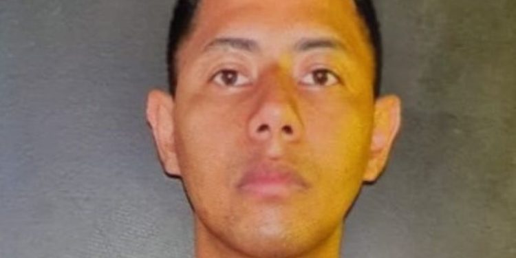 Polícia pede ajuda para achar homem que sumiu no domingo em Manaus