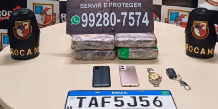Motorista de aplicativo aceita corrida para entregar dr0g4s e é preso no Parque 10