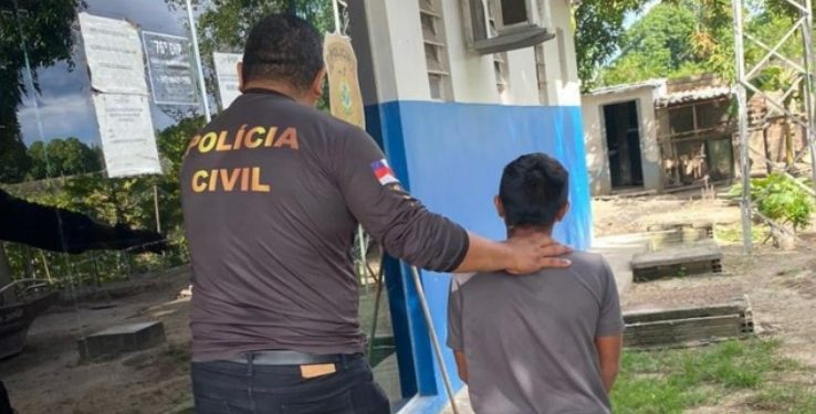 Vídeo: pai é pres0 no Amazonas após ser pego abusand0 da filha de 3 anos no banheiro