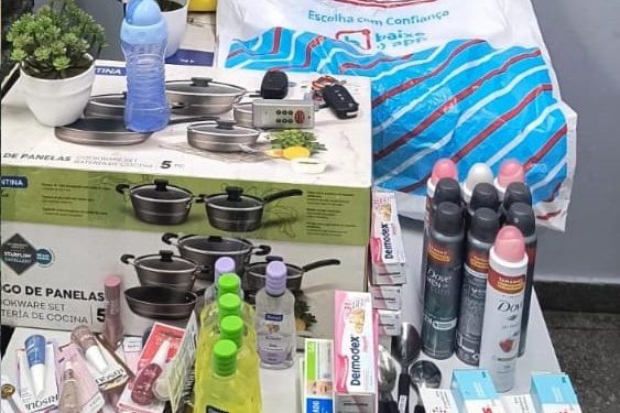 Trio que f*rt0u desodorante, jogo de panelas e outros objetos da Bemol de Itacoatiara é pr3sa