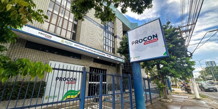 Procon alerta contra golpe da cobrança da taxa do PIX no Amazonas