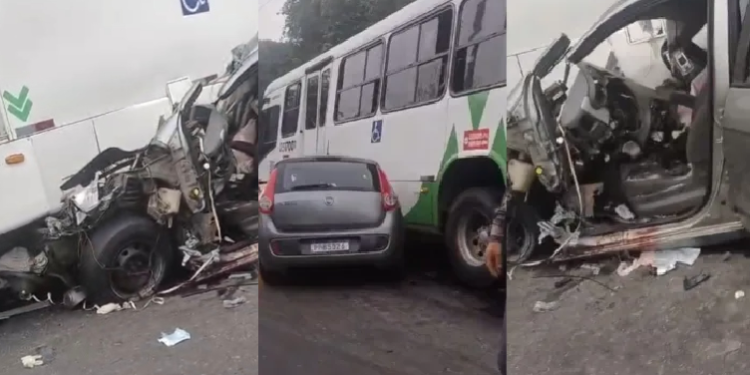 Vídeo: Primeiro dia do ano se inicia com carro de$truído ao colid1r com ônibus em Manaus