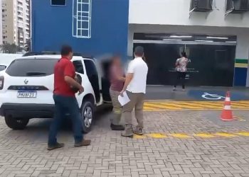 Homem oferecia o celular e conseguia e$tupr@r meninas da mesma família em Manaus