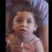 De avental e máscara branca, mulher diz que é agente de saúde e s3questra bebê de 1 ano de 6 meses
