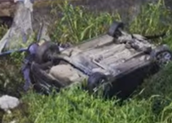 Jovens atingem barraca, cap0tam e caem em igarapé em Manaus