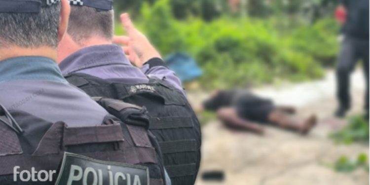 Homem é encontrado m0rt0 e t0rturad0 em matagal em Flores, em Manaus