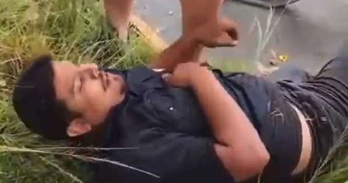 Vídeo: Suspeito de assalt0 só falta chorar após ser pego pela população na Zona Norte de Manaus