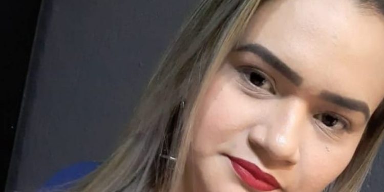 Mulher fala com a tia no dia 1º de janeiro e desaparece em Manaus