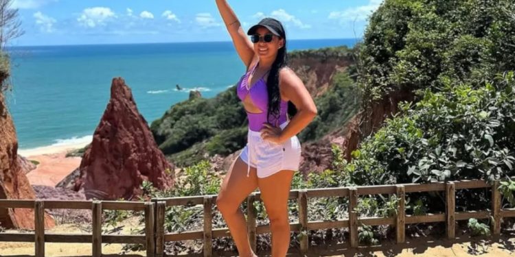Mulher sai da Amazônia para fazer cirurgia estética na Venezuela e volta m0rta no caixão